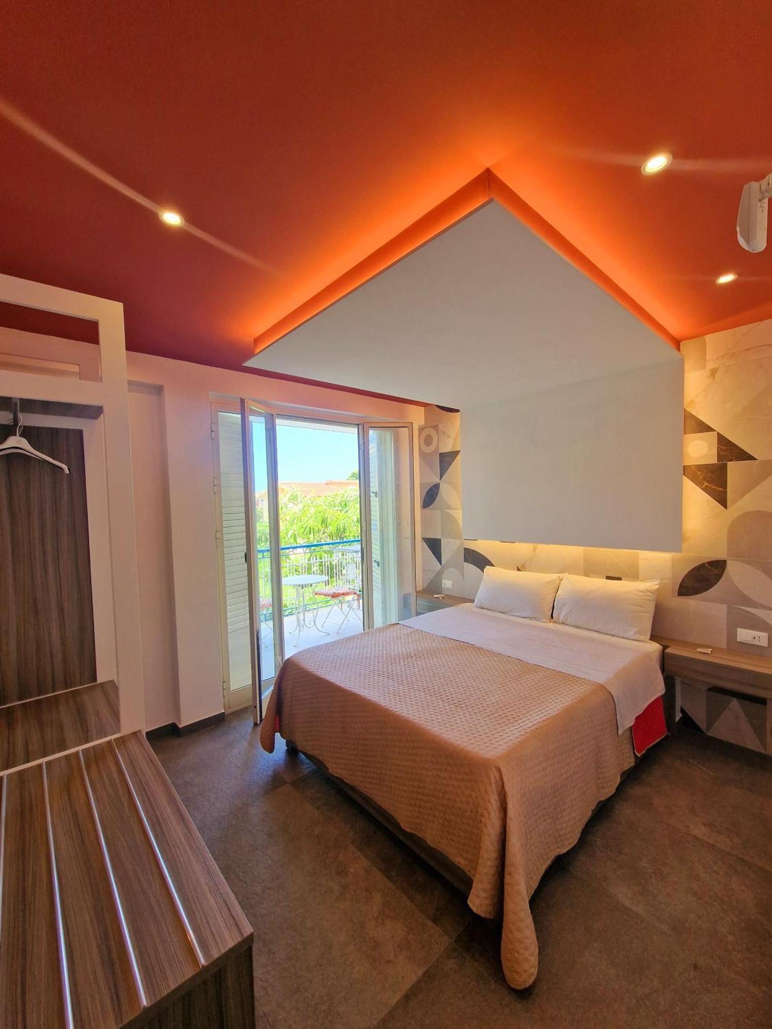 Mongibello Palace B&B Mondello Dış mekan fotoğraf